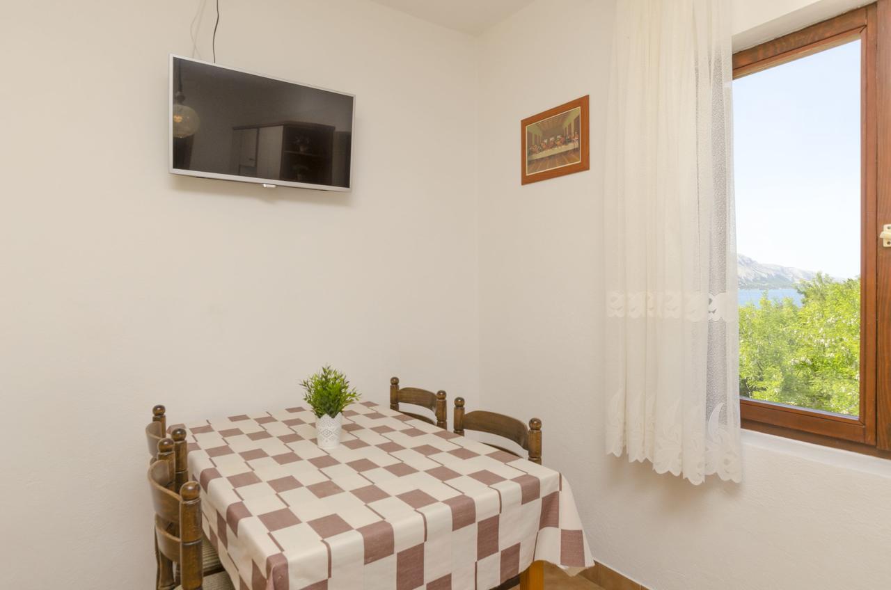 Apartments Spavalo Паг Экстерьер фото
